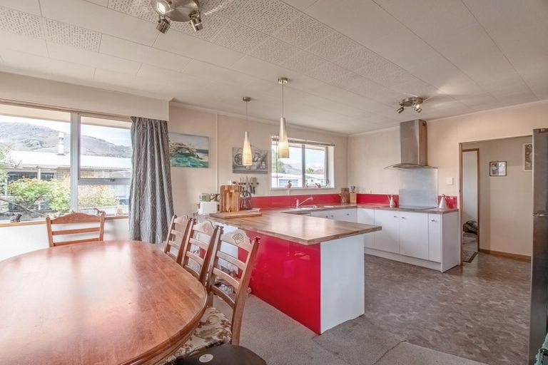 Photo of property in 28 Erris Street, Cromwell, 9310