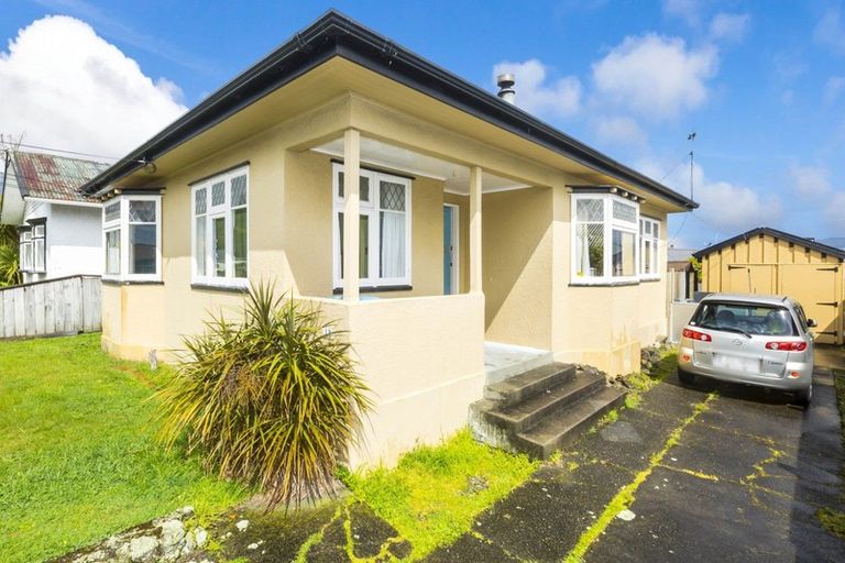 Photo of property in 13 Exchange Street, Ebdentown, Upper Hutt, 5018