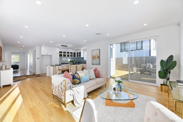 Photo of property in 30 Kenmure Avenue, Forrest Hill, Auckland, 0620