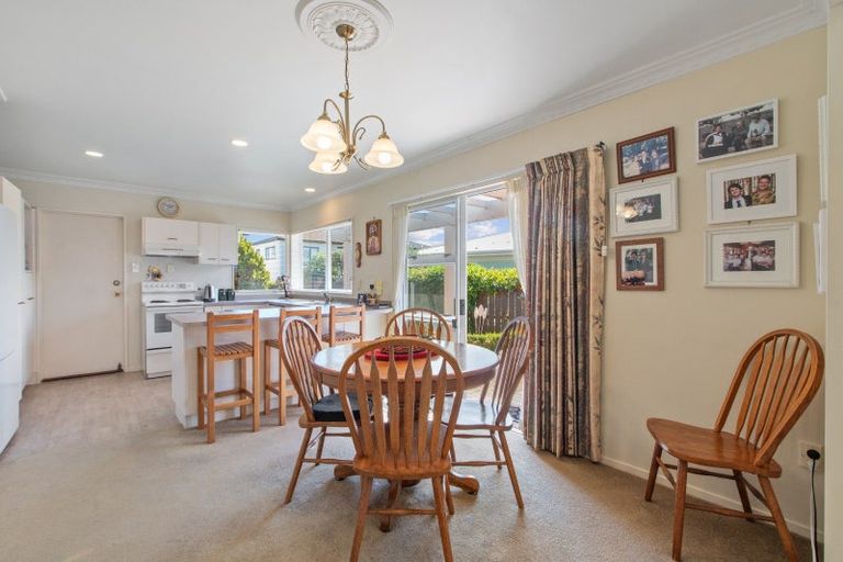 Photo of property in 18a South Street, Papakura, 2110