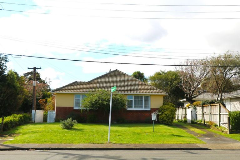 Photo of property in 8 Kiwi Street, Heretaunga, Upper Hutt, 5018