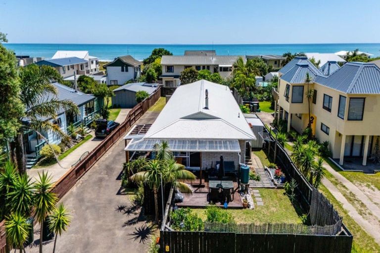 Photo of property in 335a Pohutukawa Avenue, Ohope, 3121