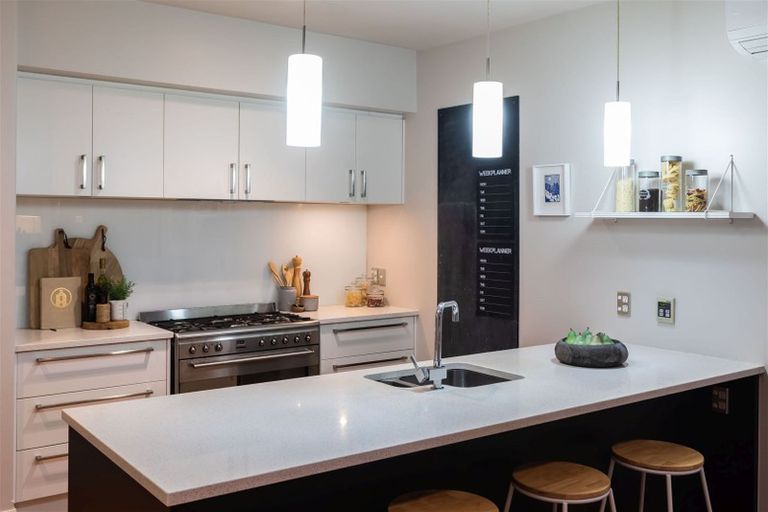 Photo of property in 170 Knowles Street, St Albans, Christchurch, 8052