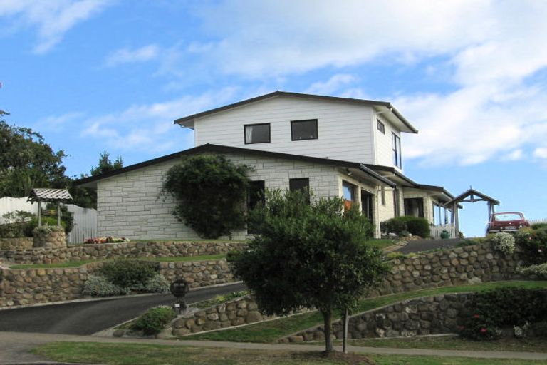 Photo of property in 172 Weggery Drive, Waikanae Beach, Waikanae, 5036