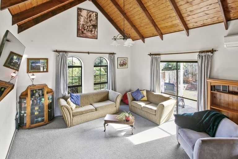 Photo of property in 288e Mangorei Road, Merrilands, New Plymouth, 4312