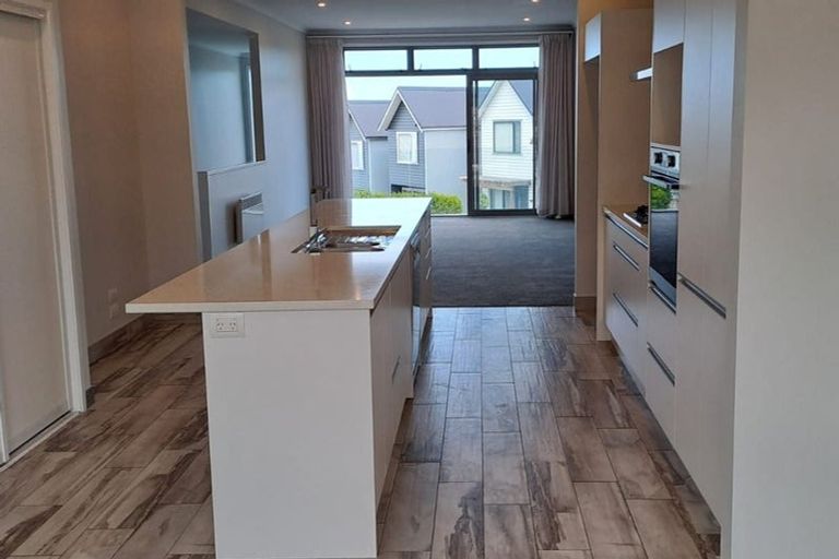 Photo of property in 84 Caldera Drive, Long Bay, Auckland, 0630