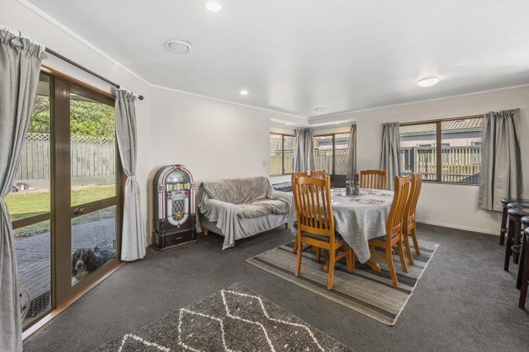 Photo of property in 68 Tawavale Street, Pukehangi, Rotorua, 3015