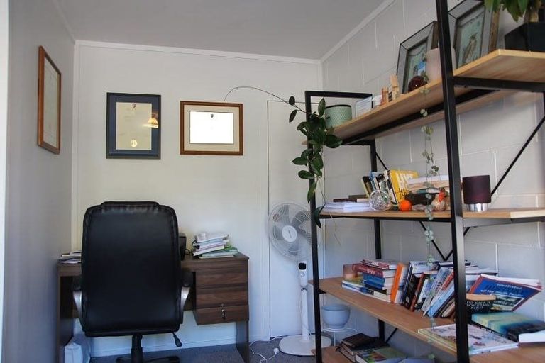 Photo of property in 50b Mirrabooka Avenue, Botany Downs, Auckland, 2010