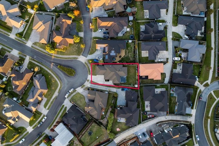 Photo of property in 9 Denham Court, Flagstaff, Hamilton, 3210