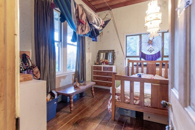 Photo of property in 2 Church Street, Waipawa, 4210