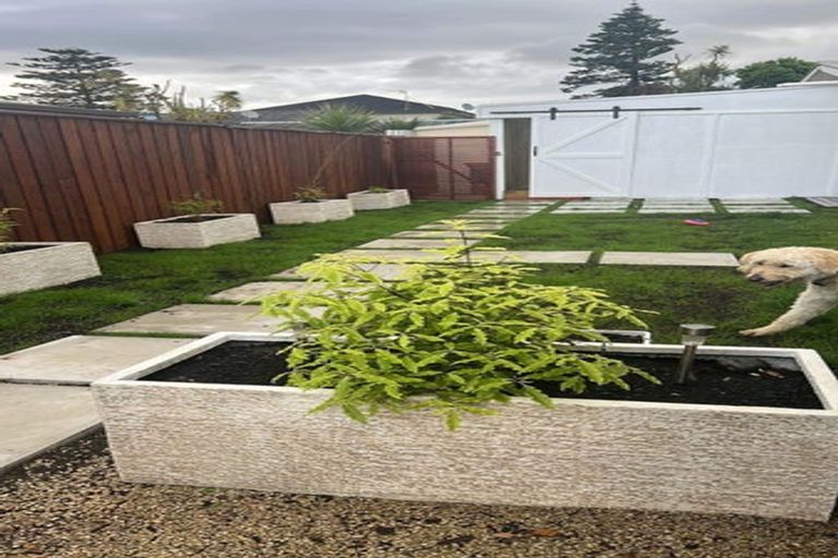 Photo of property in 16a Hall Place, Foxton Beach, Foxton, 4815