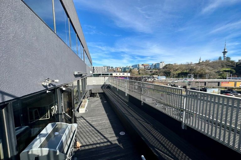 Photo of property in 2 Augustus Terrace, Parnell, Auckland, 1052