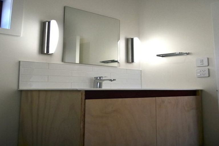 Photo of property in 9 Challis Place, Mount Pleasant, Christchurch, 8081