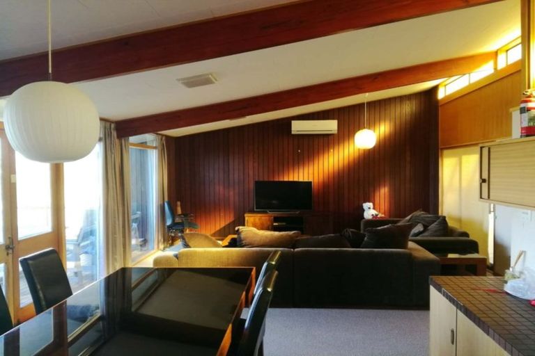 Photo of property in 13 Churchill Road, Murrays Bay, Auckland, 0630