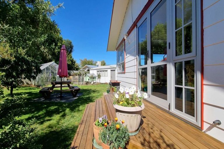 Photo of property in 31 Browning Crescent, Owhata, Rotorua, 3010