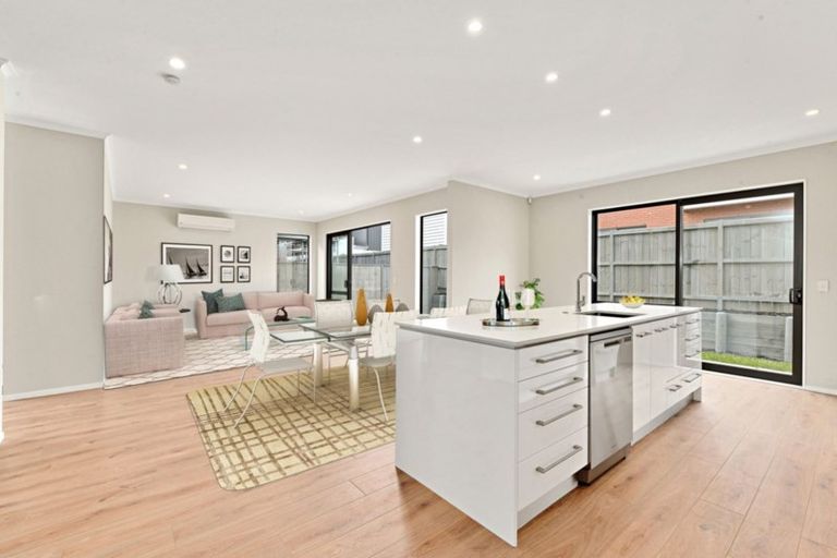 Photo of property in 42 Whenuapai Drive, Whenuapai, Auckland, 0618