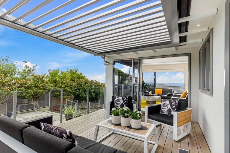 Photo of property in 32 Manhattan Rise, Orewa, 0931