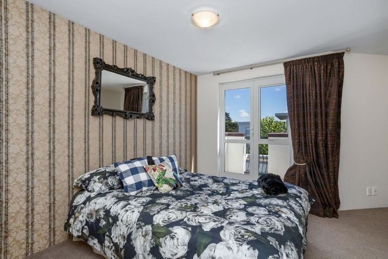 Photo of property in 8 Haddon Lane, Harewood, Christchurch, 8051