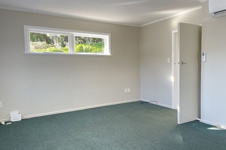 Photo of property in 35 Dunns Street, Silverstream, Upper Hutt, 5019