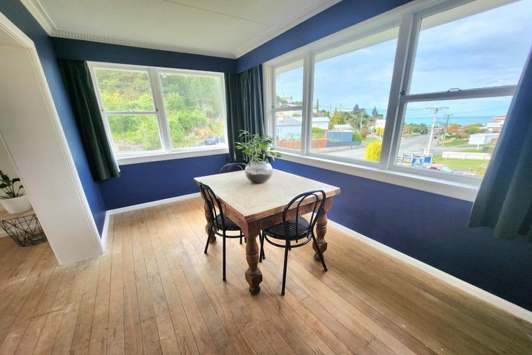 Photo of property in 16 Derwent Street, Oamaru North, Oamaru, 9400