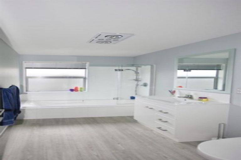 Photo of property in 2/4 Baffin Street, Wainoni, Christchurch, 8061