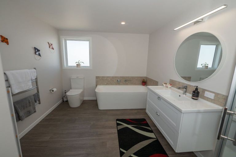 Photo of property in 21 Christine Drive, Coopers Beach, 0420