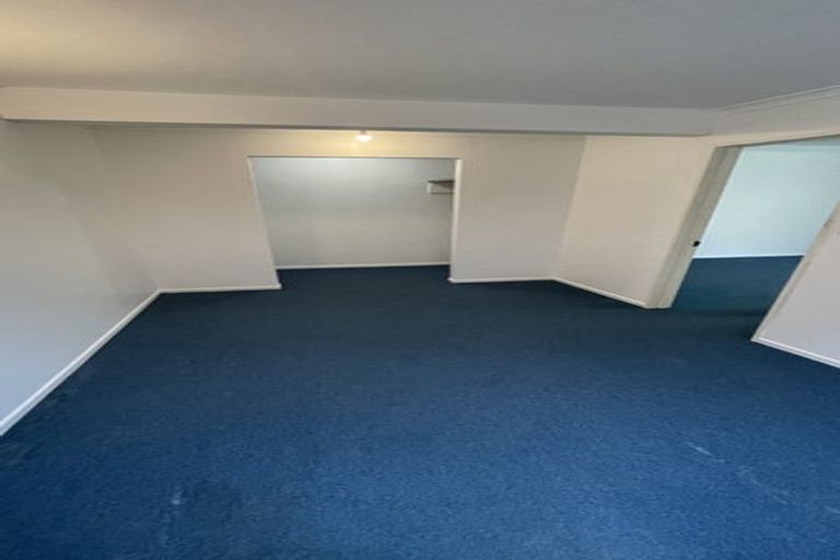 Photo of property in 35 Holiday Road, Stanmore Bay, Whangaparaoa, 0932