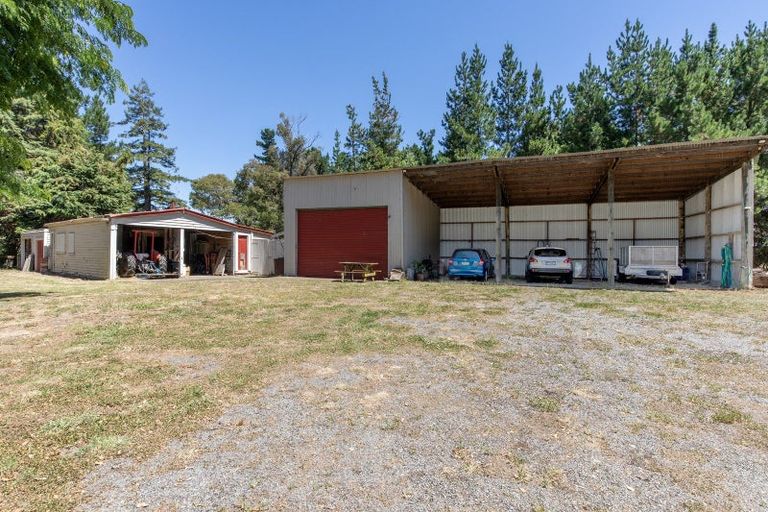 Photo of property in 85 Oruawharo Road, Takapau, Waipukurau, 4281