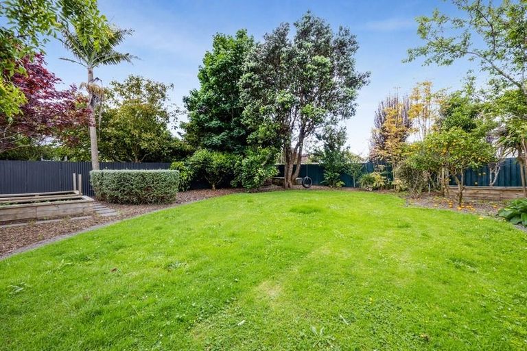 Photo of property in 3a Waimea Street, Westown, New Plymouth, 4310