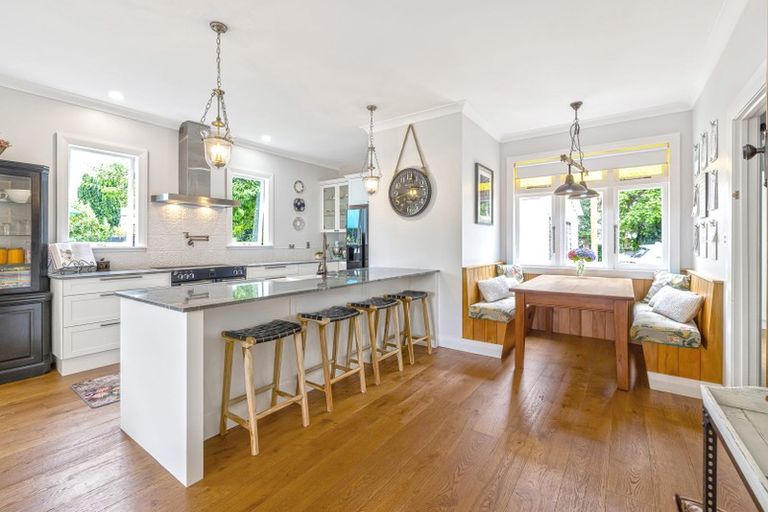 Photo of property in 43 Princes Street, Cambridge, 3434