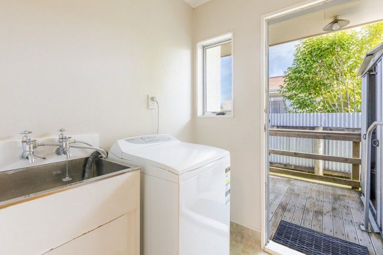 Photo of property in 6/78 Guppy Road, Greenmeadows, Napier, 4112