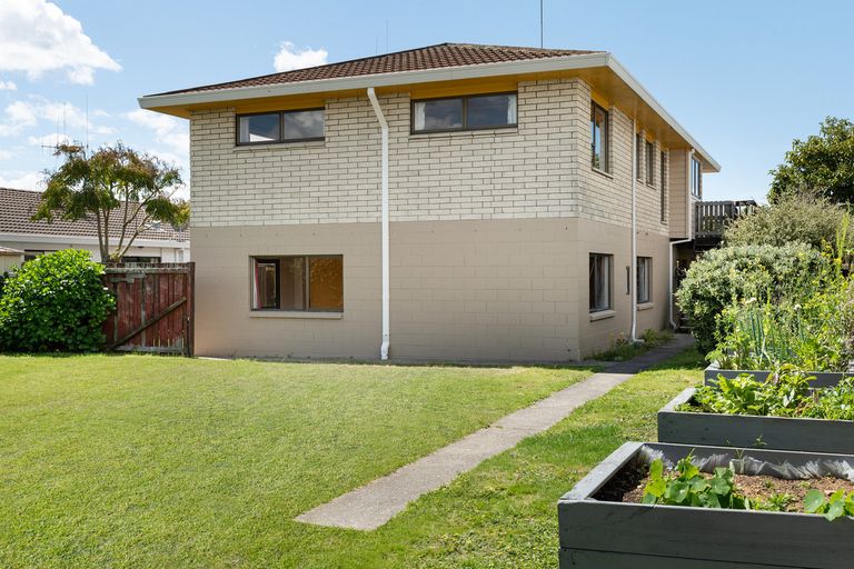 Photo of property in 146 Dickson Road, Papamoa Beach, Papamoa, 3118