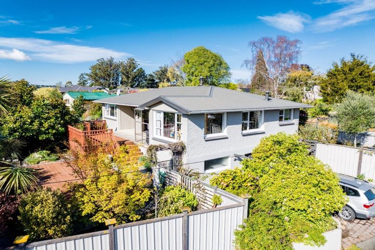 Photo of property in 72 Martin Road, Fairfield, Dunedin, 9018