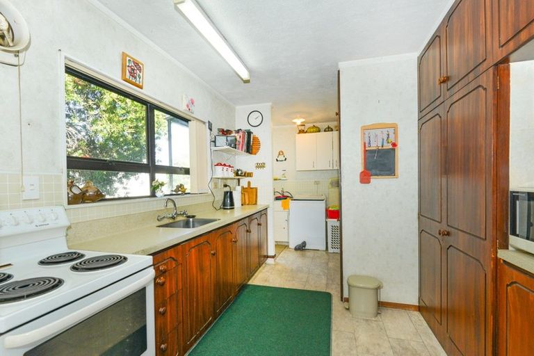 Photo of property in 218 Tudor Avenue, Mayfair, Hastings, 4122