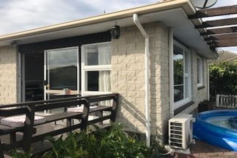 Photo of property in 69b Palmers Road, New Brighton, Christchurch, 8083
