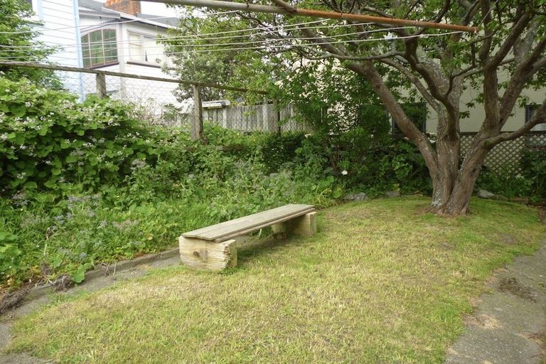 Photo of property in 44 Pirie Street, Mount Victoria, Wellington, 6011