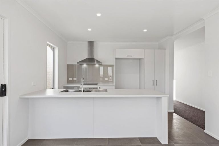 Photo of property in 5 Liberty Street, Papamoa, 3118