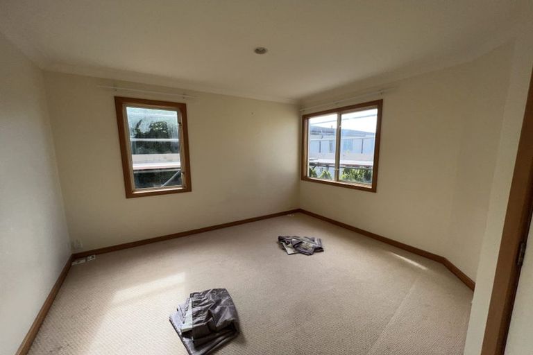 Photo of property in 2/25 Seacliffe Avenue, Belmont, Auckland, 0622