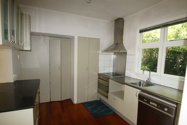 Photo of property in 2/94 Springfield Road, St Albans, Christchurch, 8014