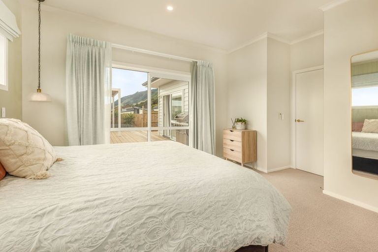 Photo of property in 7 Karearea Avenue, Waikanae, 5036