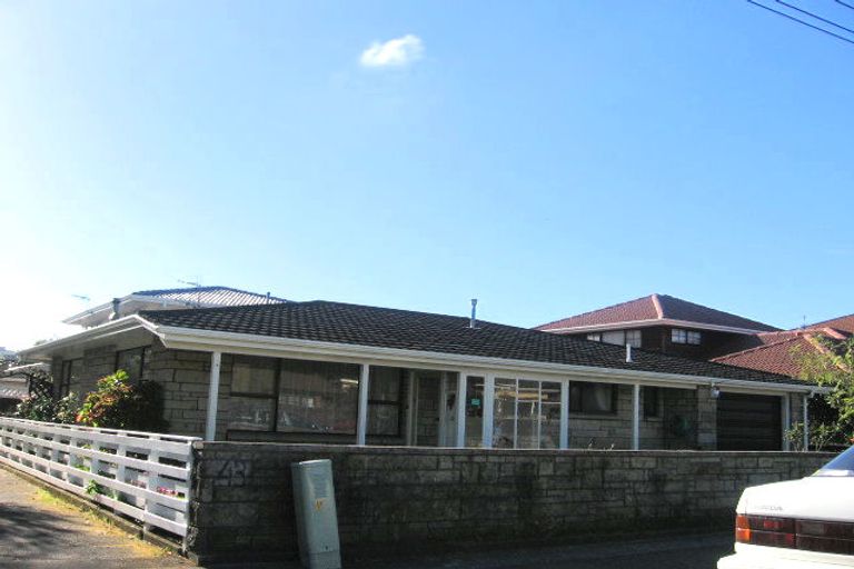 Photo of property in 3/43 Kings Crescent, Hutt Central, Lower Hutt, 5010