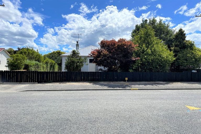 Photo of property in 84 Ajax Street, Milton, 9220