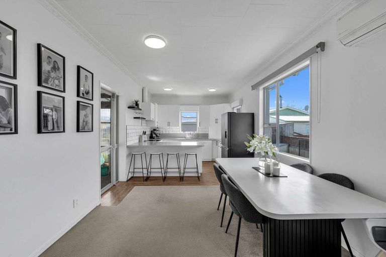 Photo of property in 115 Kitchener Street, Gore, 9710