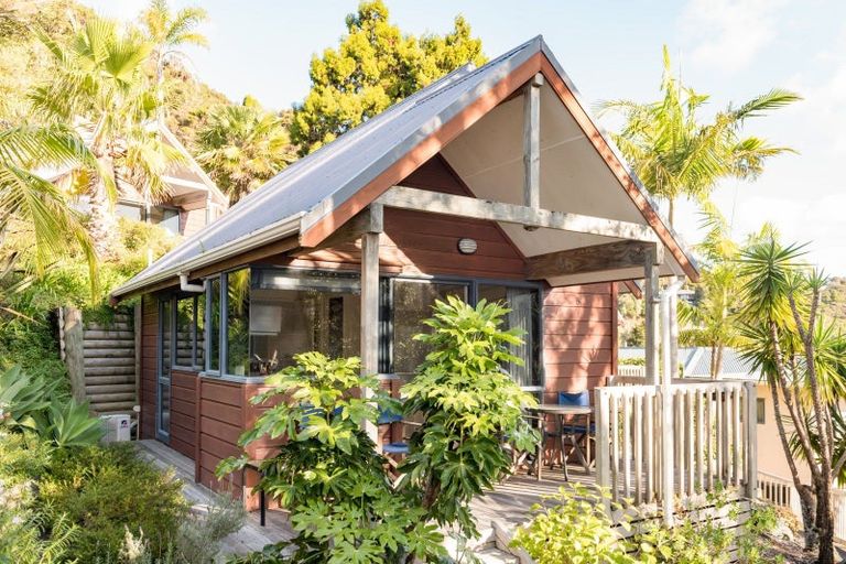 Photo of property in 32-34 School Road, Paihia, 0200