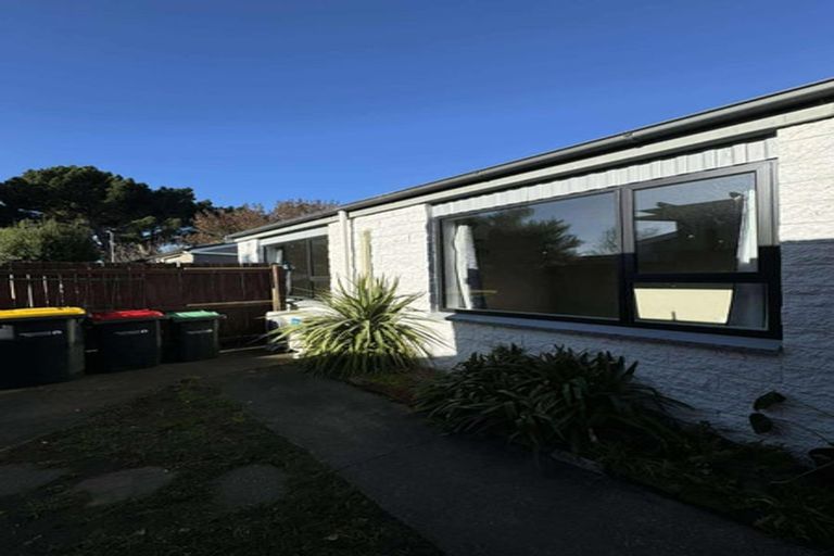 Photo of property in 3/199 Queenspark Drive, Parklands, Christchurch, 8083
