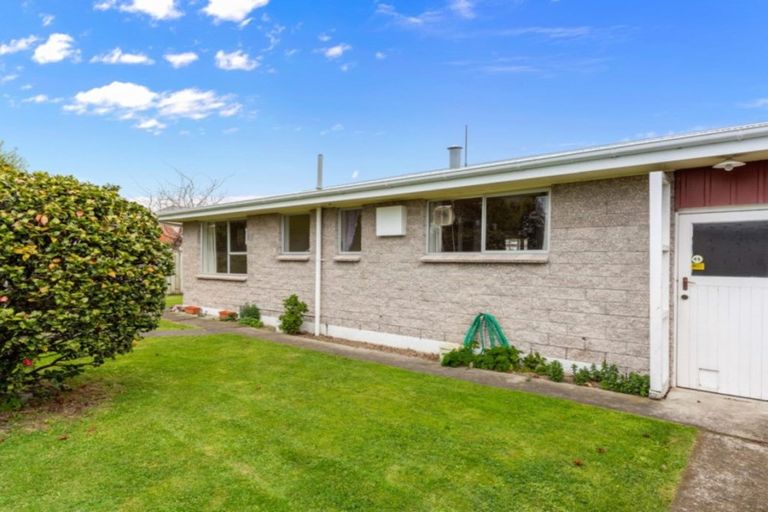 Photo of property in 2/14 Glover Crescent, Blenheim, 7201