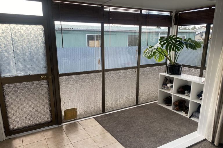 Photo of property in 2/506 Pepper Street, Saint Leonards, Hastings, 4120