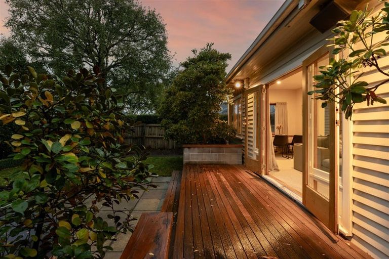 Photo of property in 260 Ilam Road, Burnside, Christchurch, 8053