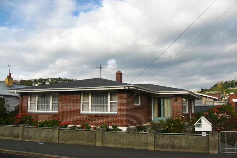 Photo of property in 26 Fitzroy Street, Caversham, Dunedin, 9012