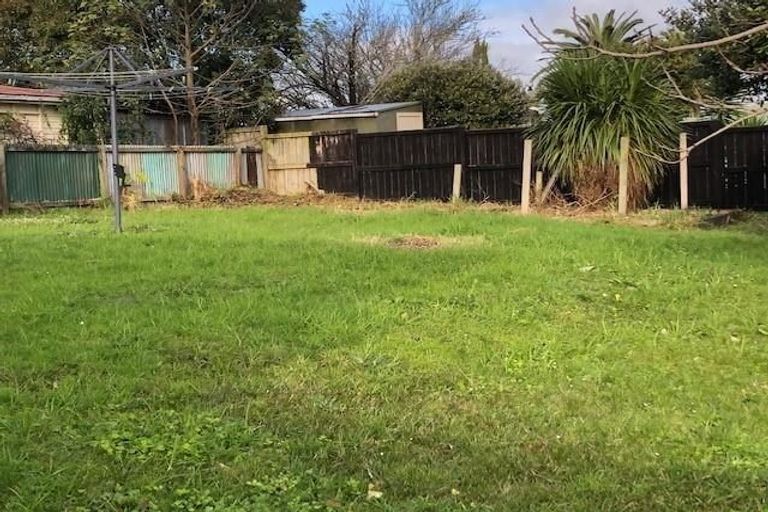 Photo of property in 4 Kereru Street, Henderson, Auckland, 0612